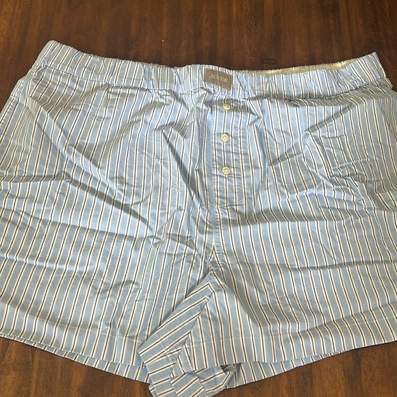 J Crew Long-sleeve cotton poplin in stripe, shorts only BT466 XL - Picture 2 of 3